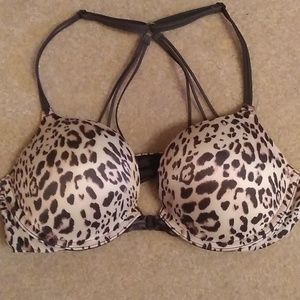 Victoria's secret bombshell bra